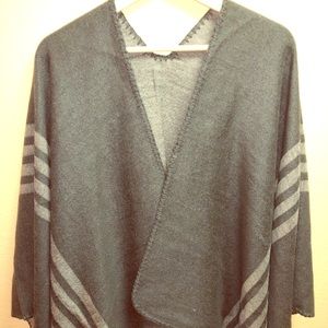 Boho Burberry-Like BB Dakota Poncho